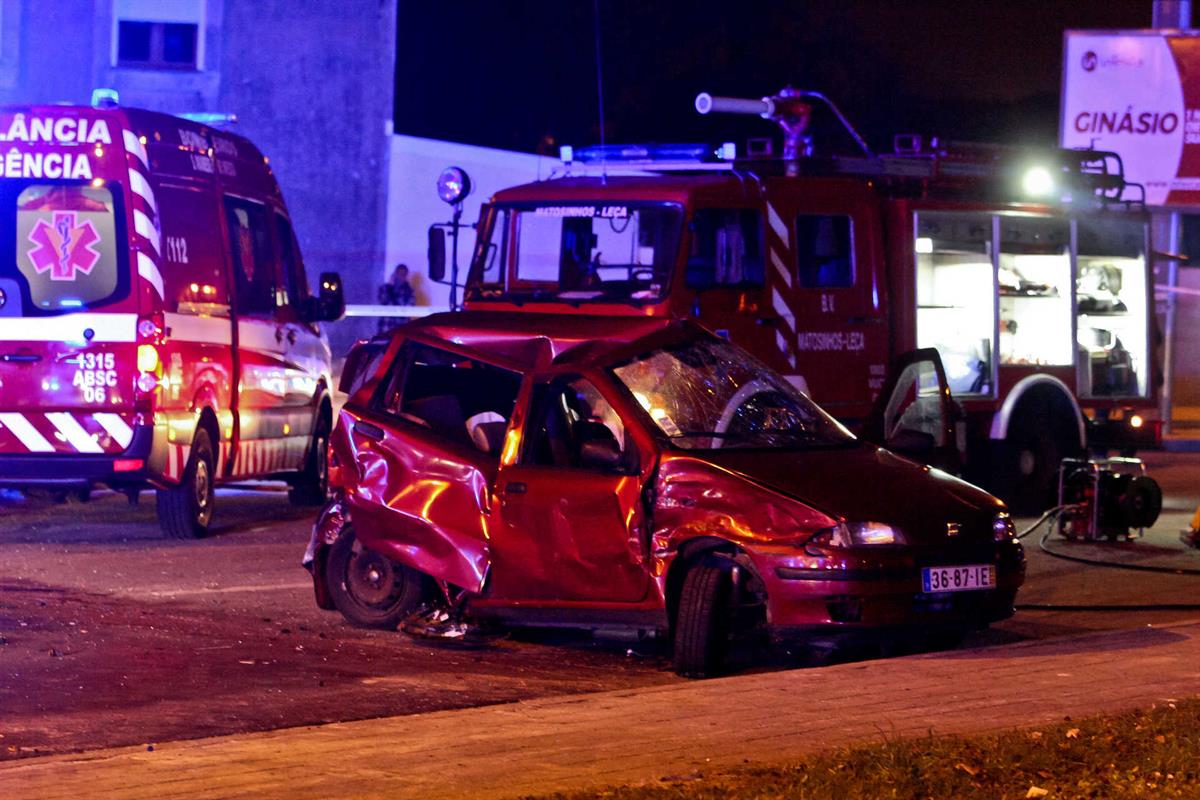 Acidente em S. Mamede de Infesta provocou dois mortos e seis feridos