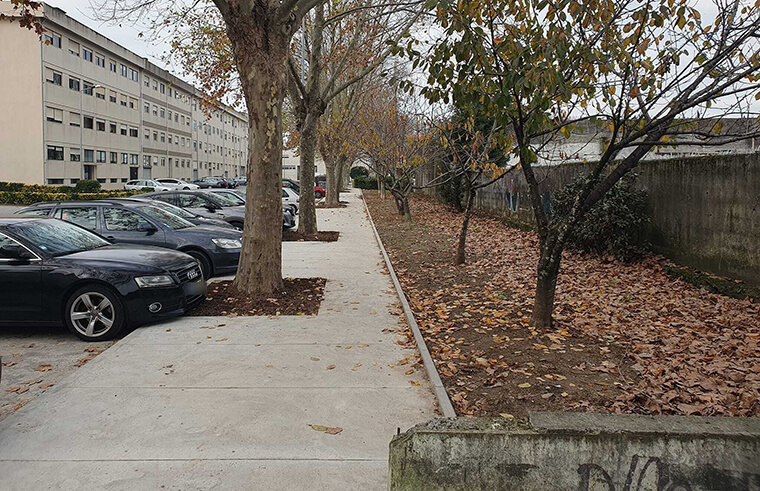 Reabilitação do passeio na Rua Teixeira Lopes, em Custóias.